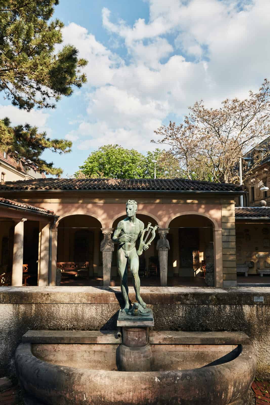 Städtisches Lapidarium, Brunnenschale